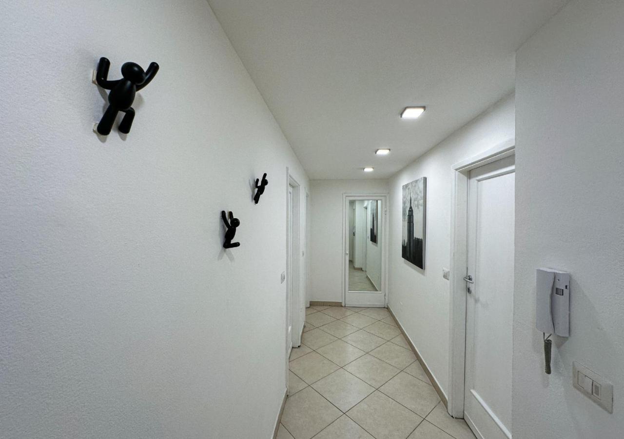 Modern Cenisio Apartment - Self Check-In & Parking Mailand Exterior foto